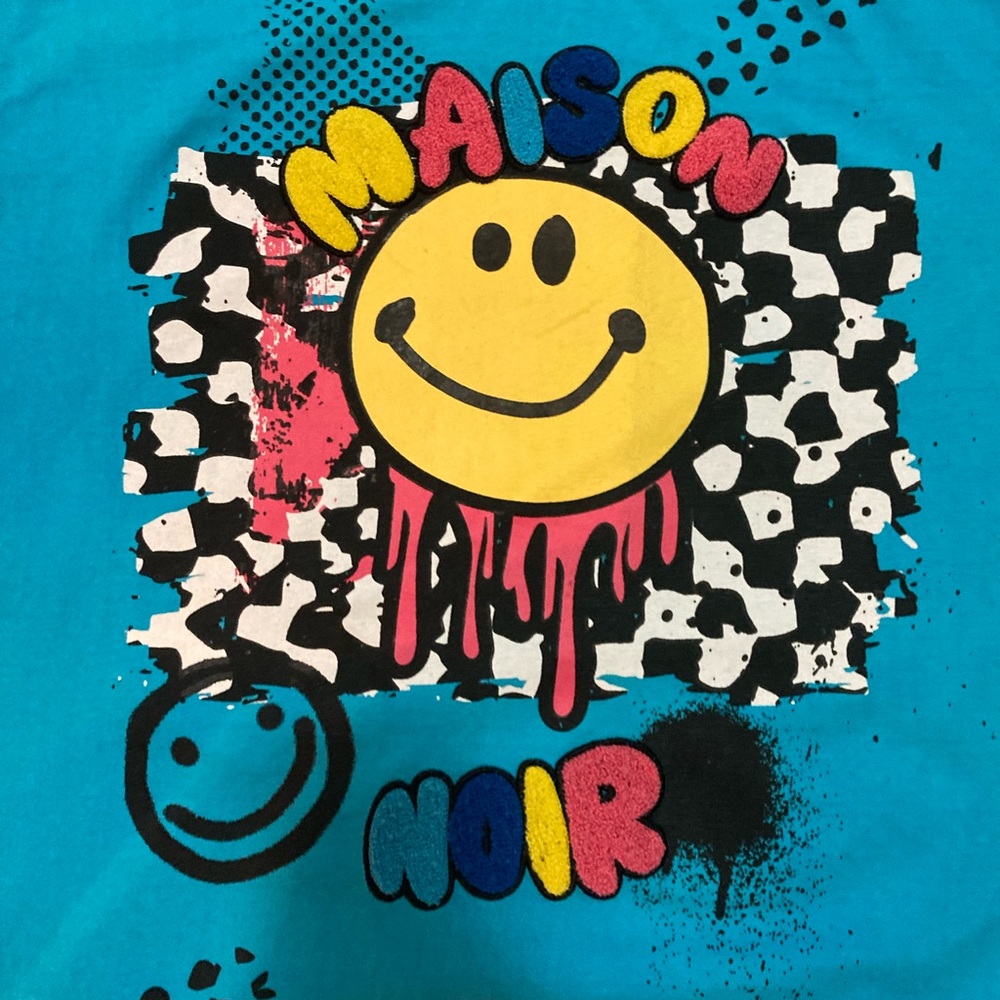 MAISON NOIR smiley face / spray paint shirt size XL - Picture 3 of 7